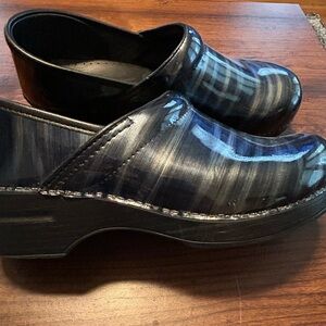 Dansko Black and Blue clogs